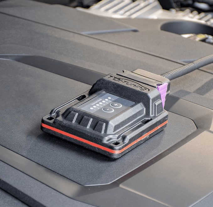 Tuning Box on Engine